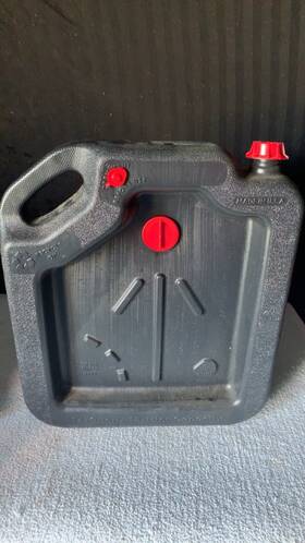 Aa075 Aain 15 Gallon Oil Drain Pan With Seal Cap For Easy Access And Leak-free