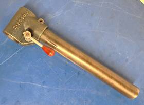 B8393 Ammco Lathe Support Bar 14-1/2 Long 1-1/2 Round Shaft 90 Degree
