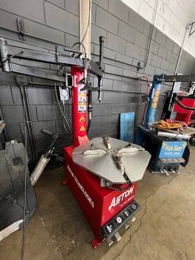 Atc-8823 Aston Tire Changer Wheel Balancer Machine Combo Atc-8823 Aston Tire Changer Wheel Balancer Machine Combo