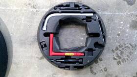 2126443 Audi Used Floor Jack Fits 2018 S4 Grade A