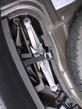 2152178 Audi Used Floor Jack Fits 2016 A3 Grade A