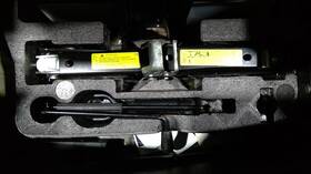3301437 Audi Used Floor Jack Fits 2012 S5 Grade A
