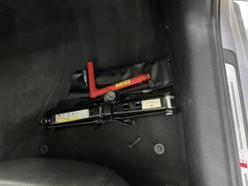 6174235 Audi Used Floor Jack Fits 2018 A4 Grade A