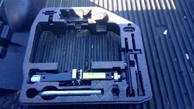 764686 Audi Used Floor Jack Fits 2010 A4 Grade A 764686 Audi Used Floor Jack Fits 2010 A4 Grade A