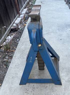Ausco 5-41608 10 Ton Military Jack Stand