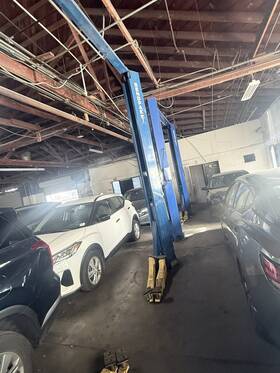 E22922 Bendpak Bend Pak 2 Post Automotive Lift