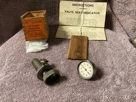 13725 Black & Decker And Valve Seat Indicator .good Shape