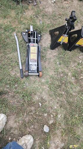 1-floor Black Jack 12234 4-6 Ton Stands 1-floor Black Jack 12234 4-6 Ton Stands