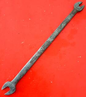 Blue Point B1351 B-1351 Blue-point Bendix Brake Wrench Ww2 Jeep Willys 3/16 Inch 5/16 Open End