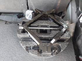 1604176 Buick Used Floor Jack Fits 2019 Enclave Grade A