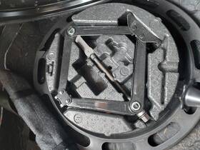 4235264 Buick Used Floor Jack Fits 2016 Verano Grade A