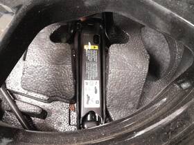 5104509 Cadillac Used Floor Jack Fits 2013 Cts Grade A