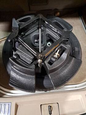 Cadillac 564.gm6q12 2012 Srx Jack Sku#4350611