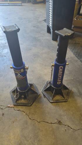 791-6455 Carlyle 3 Ton Aluminum Pin Type Jack Stands Used/great Condition #791-6455