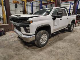 4038462 Chevrolet Used Floor Jack Fits 2020 Silverado 3500 Pickup Grade A