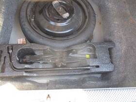 5865307 Chevrolet Used Floor Jack Fits 2005 Cavalier Grade A