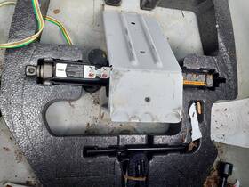 6937011 Chevrolet Used Floor Jack Fits 2013 Sonic Grade A