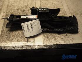 7554283 Chevrolet Ni Used Floor Jack Fits 2023 Colorado Grade A