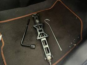 972919 Chevrolet Used Floor Jack Fits 2014 Sonic Grade A
