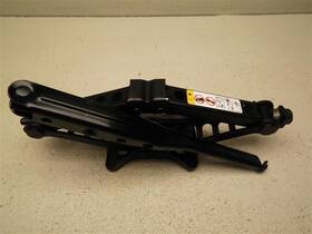 2477192 Chrysler 300 2009 Floor Jack With Tools 2120