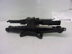 Chrysler 782829 Used Floor Jack Fits 2005 Pacifica Grade A