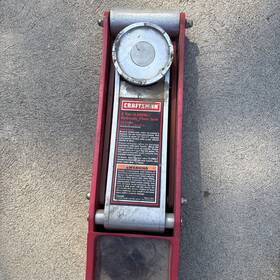 G620 Craftsman 2 Ton Hydraulic Floor Jack G620 Craftsman 2 Ton Hydraulic Floor Jack