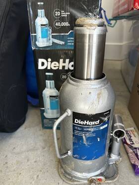 Diehard Dh20029 Hydraulic Bottle Jack 20 To