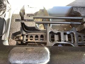 1592288 Dodge Used Floor Jack Fits 2009 Journey Grade A 1592288 Dodge Used Floor Jack Fits 2009 Journey Grade A