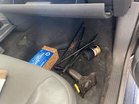 1606556 Dodge Used Floor Jack Fits 2006 3500 Pickup Grade A