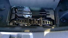 3681143 Dodge Used Floor Jack Fits 2012 Journey Grade A