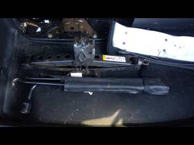 6525078 Dodge Used Floor Jack Fits 2015 Durango Grade A 6525078 Dodge Used Floor Jack Fits 2015 Durango Grade A
