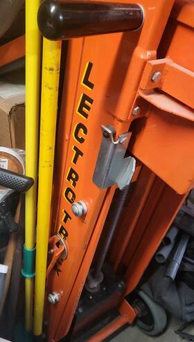 1260-e Electro Lectro Truck-1260e 1500lb 63 Inch Steel