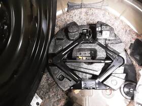 2388807 Ford Used Floor Jack Fits 2016 Focus Grade A