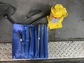 2644969 Ford Used Floor Jack Fits 2016 Transit 350 Grade A