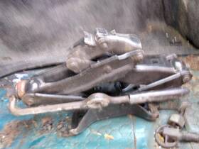 4245916 Ford Used Floor Jack Fits 1994 Mustang Grade A