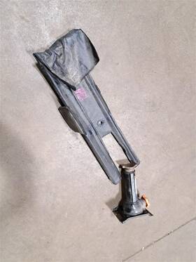 564.fd8n12 Ford Jack 2012 F350sd Sku#4030901