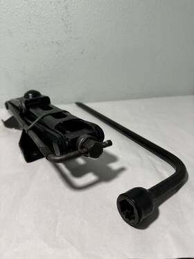 15689640 Gmc Jimmy - Factory Jack Set Lug Wrench 1995-1997