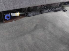4611671 Gmc Used Floor Jack Fits 2003 Sierra 2500 Pickup Grade A