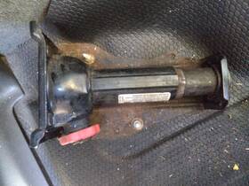 5577126 Gmc Used Floor Jack Fits 2007 Sierra 2500 Pickup Grade A 5577126 Gmc Used Floor Jack Fits 2007 Sierra 2500 Pickup Grade A