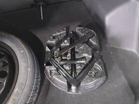 6726119 Gmc Used Floor Jack Fits 2021 Terrain Grade A