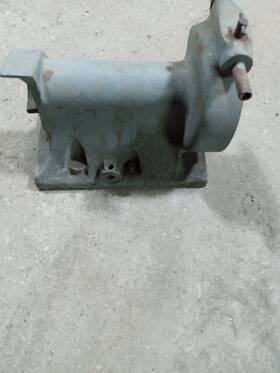 15005 Hall Toledo Valve Refacer Model 80 Grinder Spindle Housing 15005 Hall Toledo Valve Refacer Model 80 Grinder Spindle Housing