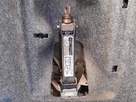 6888090 Honda Used Floor Jack Fits 1998 Accord Grade A