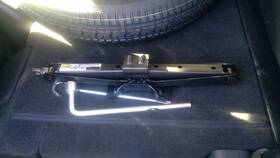 7755244 Honda Used Floor Jack Fits 2024 Hr-v Grade A 7755244 Honda Used Floor Jack Fits 2024 Hr-v Grade A