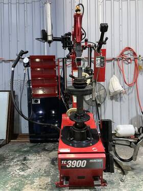 Tc39 Hunter Tire Changer Center Clamp Lever Less Tc39 Hunter Tire Changer Center Clamp Lever Less