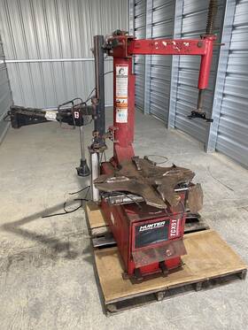 Hunter Tcx51 Tire Changer For Parts Or Repair
