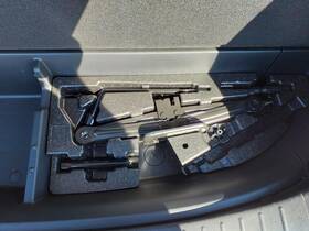 4188273 Hyundai Used Floor Jack Fits 2019 Santa Fe Grade A