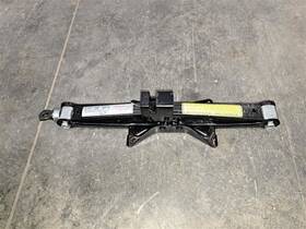 564.hy1211 Hyundai Jack 2011 Tucson Sku#4032658