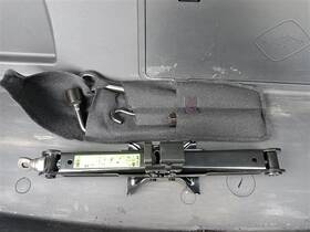 564.hy1820 Hyundai Jack 2020 Palisade Sku#3913678