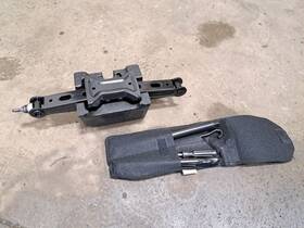 564.hy1821 Hyundai Jack 2021 Palisade Sku#4084767