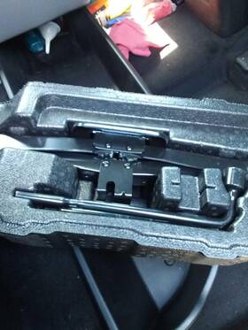 7723541 Hyundai Used Floor Jack Fits 2024 Santa Cruz Grade A 7723541 Hyundai Used Floor Jack Fits 2024 Santa Cruz Grade A